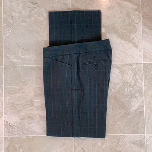 Alfani slacks.  Size 4P blk/grey/purple pattern